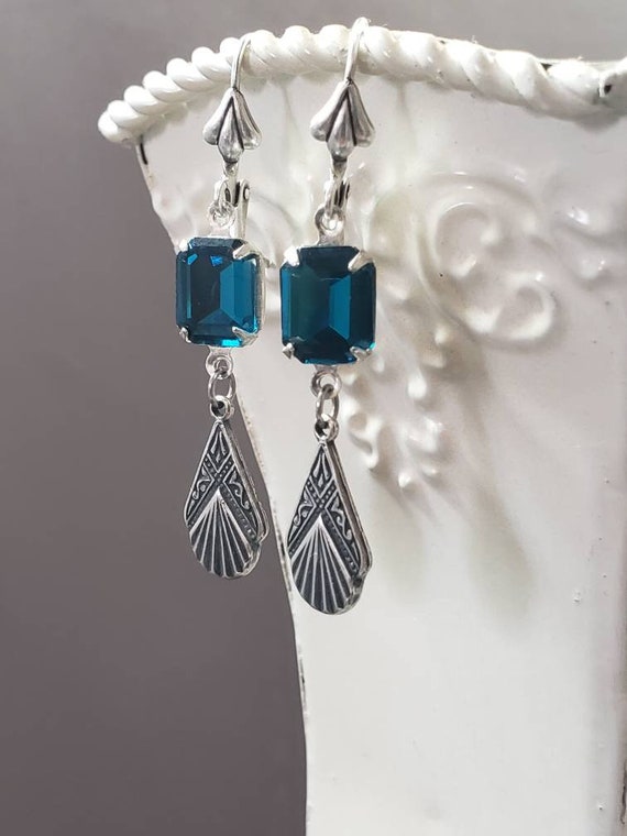 Art Deco Flapper Earrings - 1920s Art Deco Jewelry - 1930s Earrings - Art Nouveau Style Jewelry - Vintage Style
