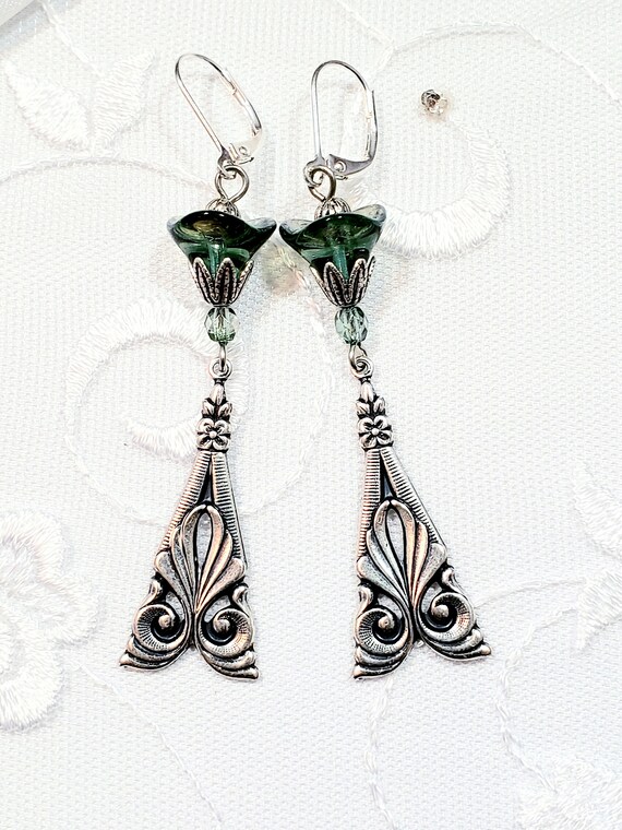 Dainty Flower Earrings - Art Nouveau Style - Suffragette Jewelry - Assemblage Earrings - Alfons Mucha - Edwardian Style Jewelry