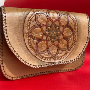 Bolsa de ombro de couro feita à mão para mulheres