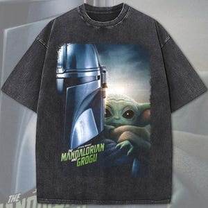 The Mandalorian Grogu This Is The Way Big Face Acid Wash Oversized Shirt, Vintage Star Wars Shirt, Star Wars Fan Gift afbeelding 4