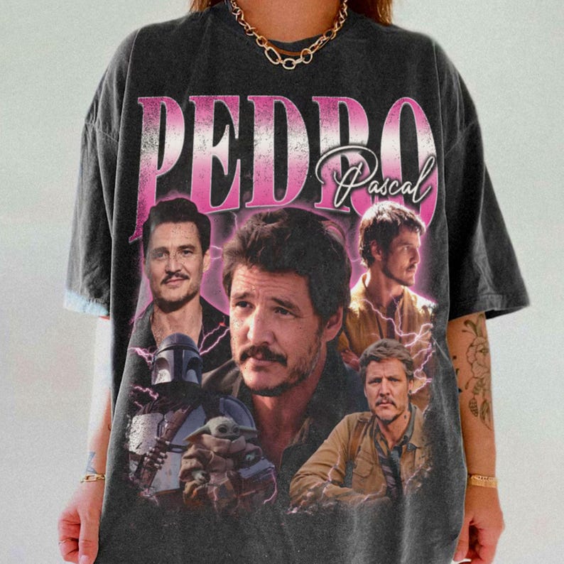 Oversize Tee Pedro Pascal Pink Mandalorian Acid Wash Oversized Shirt, Retro Funny Pedro Pascal Shirt, Pedro Pascal Fans Gift afbeelding 3