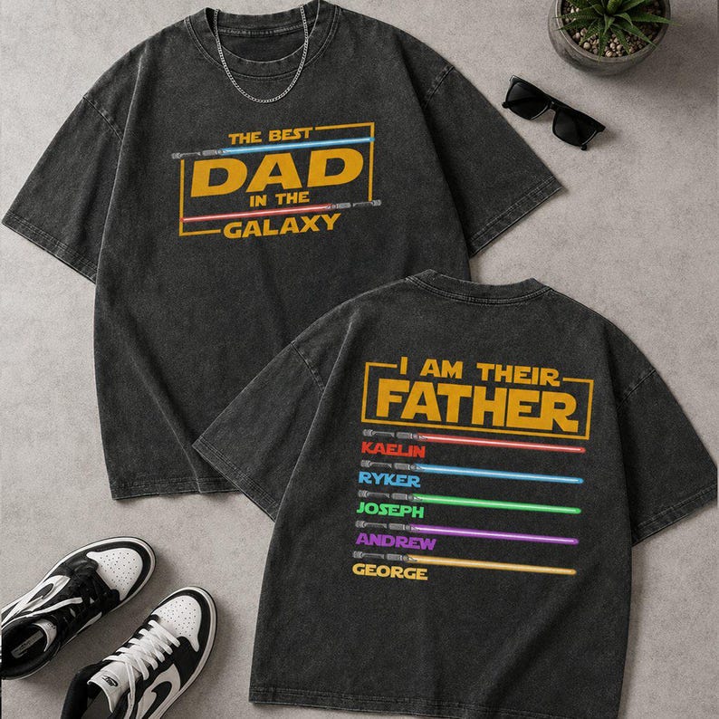 Custom Kids Name Lightsaber Acid Wash Oversized Shirt, Star Wars Inspired Galaxy Tee, Disneyland Trip 2026 bild 4