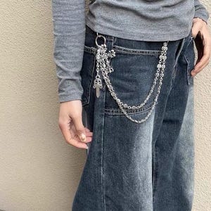 Corrente de carteira em cruz, corrente de jeans Y2K, corrente de calça gótica, chaveiro em cruz, corrente de carteira feita à mão, corrente de carteira punk, corrente de carteira de joias