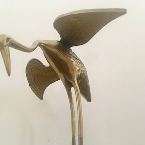 vintage 1970s solid brass CRANE statue by Leonard - long neck bird figurine, heron, marshland, waterbird, wetlands
