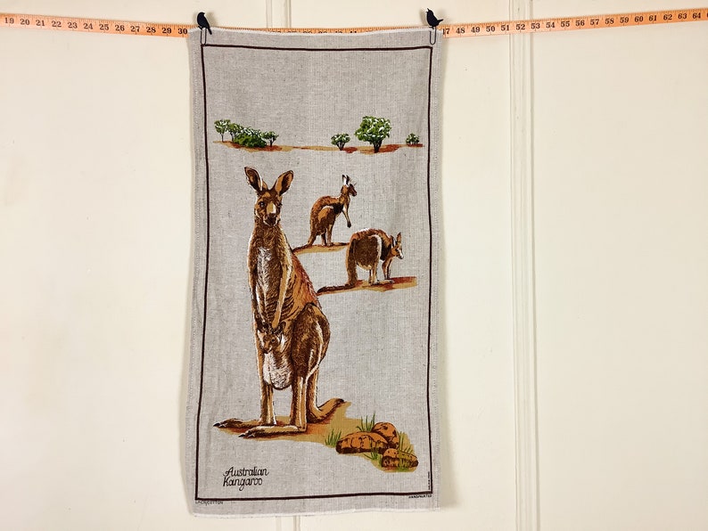 kangaroo vintage Dish Towel the bush handprinted 1970s AUSTRALIAN Souvenir Linen Roo Cotton Tea Towel kid and joey