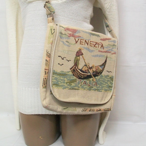 Vintage Venezia Italia Messager bag, Tapestry Bag, Adjustable Strap, Cross over Shoulder Bag, Magnetic Closure,