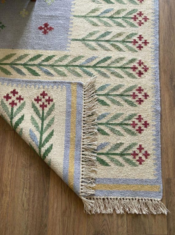 Handwoven Wool Kilim Rug, Sage Green Floral Flatweave, Scandinavian Style