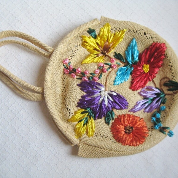 Vintage Woven Straw Handbag Embellished With Raffia Flowers, 1960s