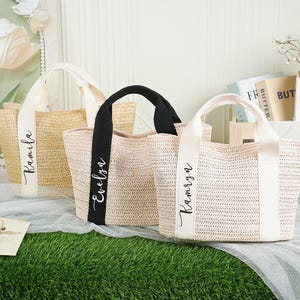 Custom Straw Bags, Personalized Beach Bag, Bridesmaid Proposal Gift, Burlap Tote Bag, Bridal Shower Bag, Wedding Gift , Bachelorette Party