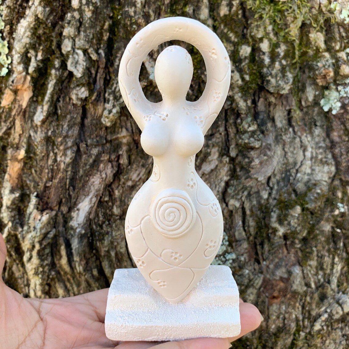 5.5 Divine Goddess Statue Altar Metaphysical Goddess Figurine Etsy
