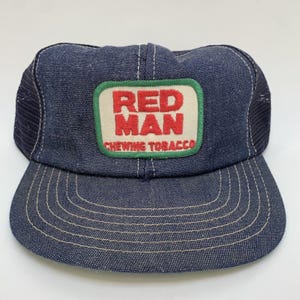 Gorra vintage de hombre rojo con tabaco de mascar, con cierre a presión, parte trasera de malla, de mezclilla, talla 6 3/4-7 1/2