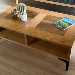 Coffee table in solid oak (or chestnut of your choice) and solid walnut