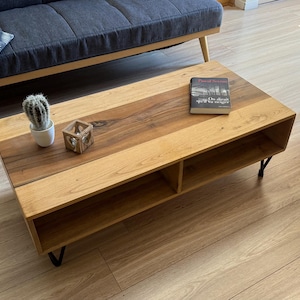 Coffee table in solid oak (or chestnut of your choice) and solid walnut