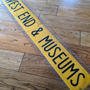 WEST END & MUSEUMS - Vintage London Bus Rollo
