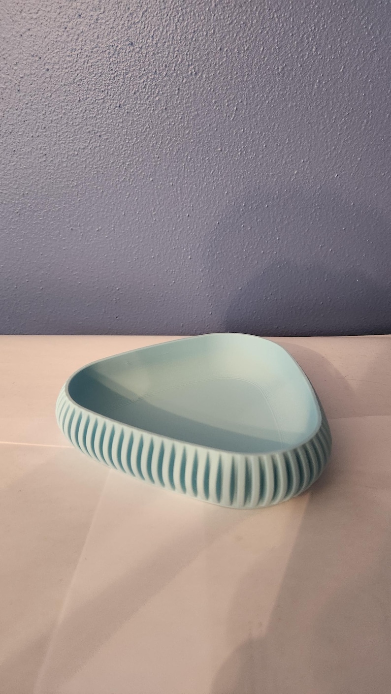 3D Printed Modern Catchall Tray: Home Organization Blue