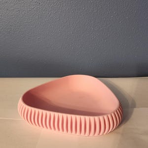 3D Printed Modern Catchall Tray: Home Organization Pink