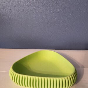 3D Printed Modern Catchall Tray: Home Organization Green