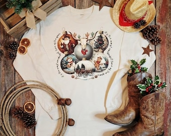Långärmad jultröja med lantlig västerländsk design • Rustik jultröja med grafisk design • Jultröja med västerländska ornament och ko-skalle • Lantlig jul