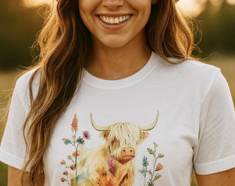 Highland Cow Shirt • Floral Highland Cow Tee • Western Boho Cow Graphic Tee • Country Farm Shirt • Cow Lover Gift • Rustic Watercolor Shirt