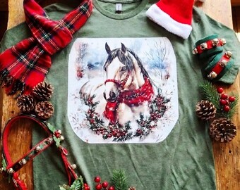 Hästkrans-T-shirt – Rustik jul Cowgirl-tröja – Western Winter Graphic T-shirt – Festlig hästälskare-present – Lantlig jul