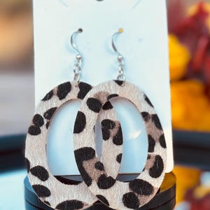 Leoparden Ohrringe für empfindliche Ohren, Gepardenfell Fell Ohrhänger Leichter Animal Print Schmuck