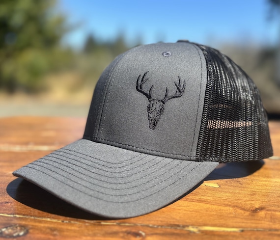 Deer Embroidered Trucker Hat: Richardson 112 - Hunting  display picture 3