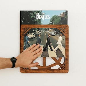 Vinyl record frame wood, Vinyl album display, Wooden record holder wall, LP frame for vinyl, Record wall mount, Vinyl storage wall decor
