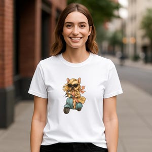 Camiseta Bulldog Francês em uma Vespa, inspirada em Sabrina Carpenter - Camiseta engraçada para cachorro com estrela pop, camiseta retrô de scooter, presente para amantes de animais de estimação, design de desenho animado