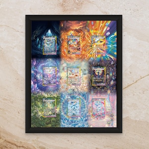 Puede incluir: Obra de arte enmarcada con nueve cartas coleccionables coloridas. Cada carta tiene un diseño único con ilustraciones vibrantes y un borde dorado. Las cartas están ambientadas en un telón de fondo de paisajes fantásticos, enmarcadas en un borde negro.
