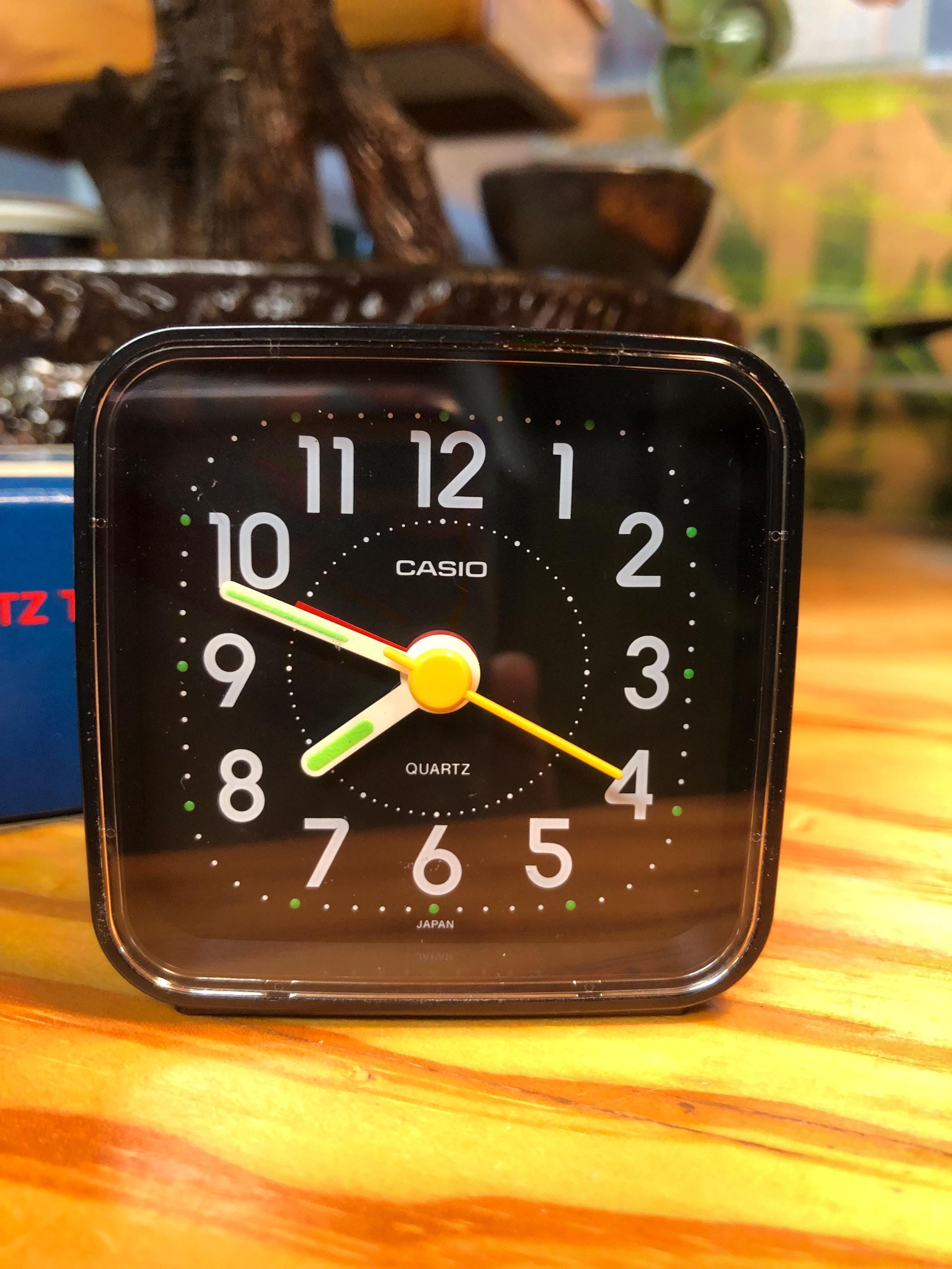 Despertador de viaje Casio No funciona, solo se muestra