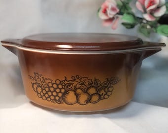 Vintage PYREX Old Orchard 475 2,5 qt Kasserolle mit Deckel