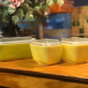 Pratos de geladeira vintage PYREX Verde