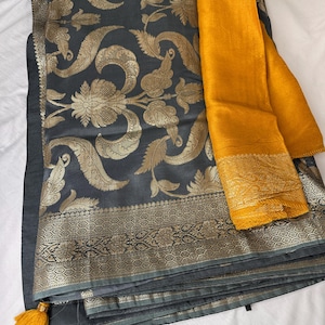 Banarsi Grey Silk Saree with Blouse Piece