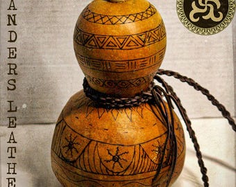 彫刻されたひょうたん型の水筒：中国の工芸品、順風満帆のデザイン
