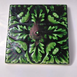 Alfred Deakin Tile. c 1900.