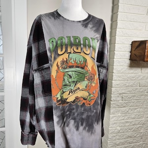 Upcycled flannel & Graphic T pull over, Size: up to XXL