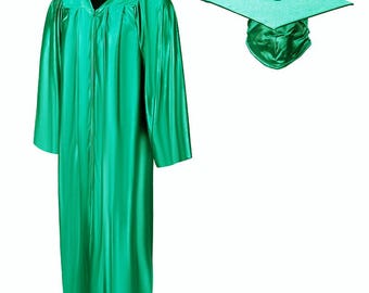 Adult Emerald Graduation Cap and Gown Set – Shiny Finish, Classic Academic Attire for Ceremony, Size Options Available