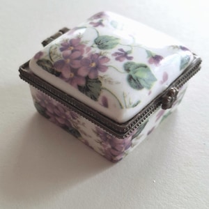 Vintage Porcelain Pill Box