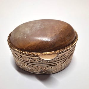 Pill box
