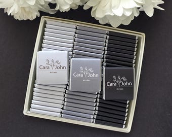 Recuerdos de boda personalizados con chocolate, bombones a medida para invitados, bombones de agradecimiento, obsequios para fiestas de compromiso.