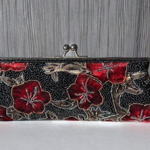 Vintage 90s Beaded Clutch Bag / Black Velvet Red Floral Evening Purse Frame Clasp Statement
