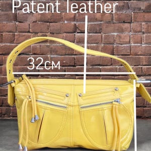 Vintage Y2K GAP Yellow Patent Leather Shoulder Bag – 2000s Mini Purse with Zippers – Retro Handbag 32cm*20cm