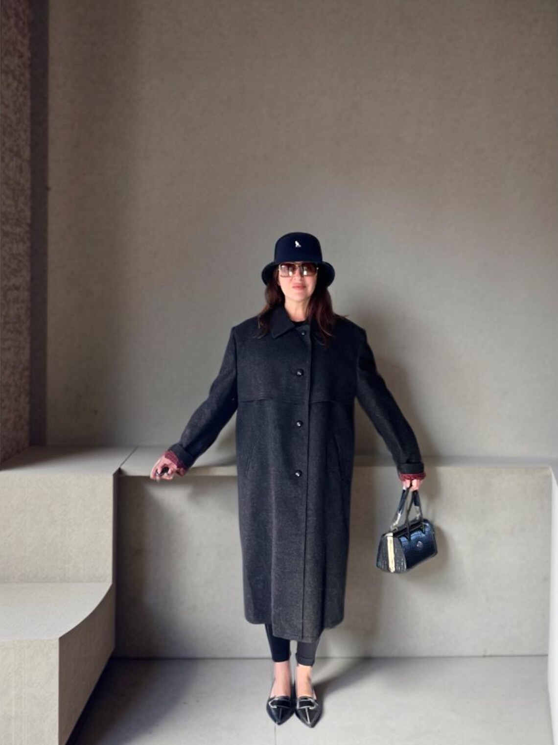 90s Vintage Minimalist Unisex Grey Maxi Wool Coat | Frugal Chic Style Outerwear | Size 56, foto 3 de 5