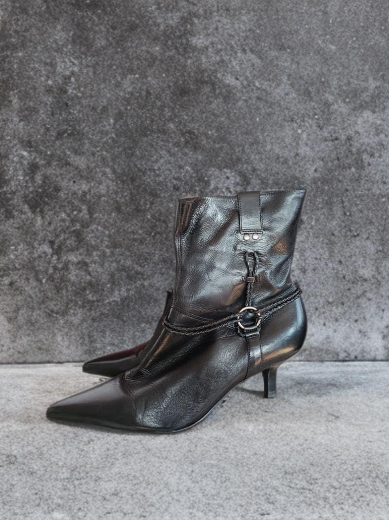 Black Leather Kitten Heel Boots - Etsy