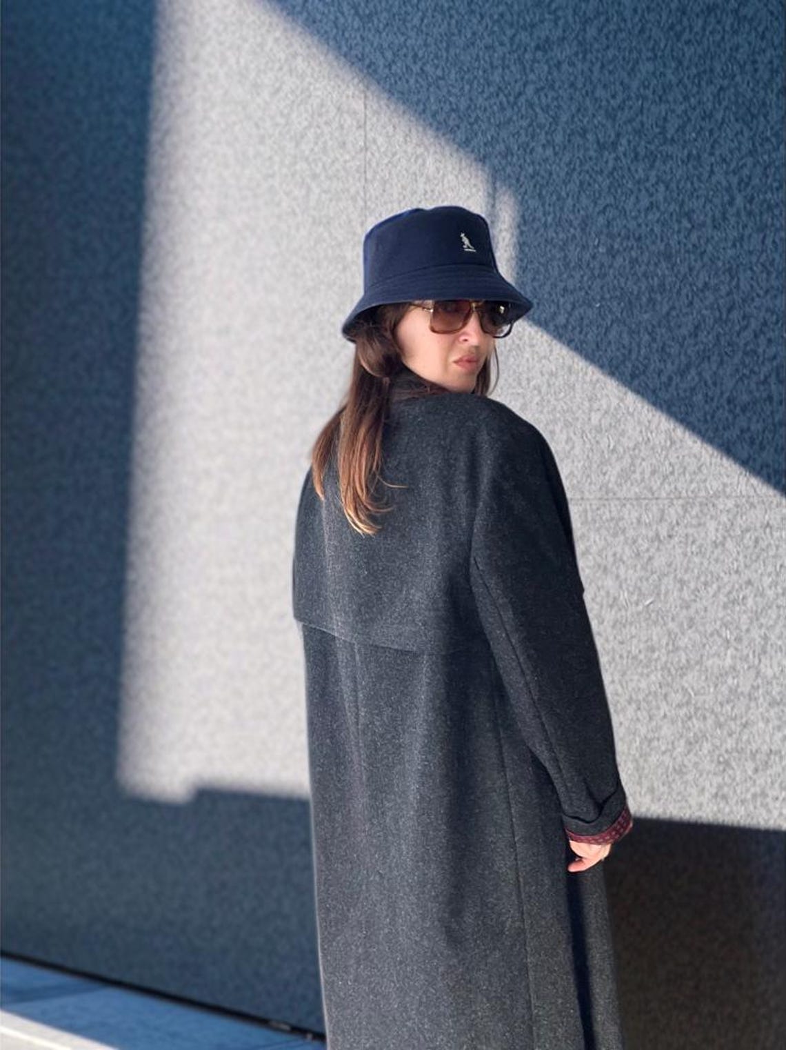 90s Vintage Minimalist Unisex Grey Maxi Wool Coat | Frugal Chic Style Outerwear | Size 56, foto 4 de 5