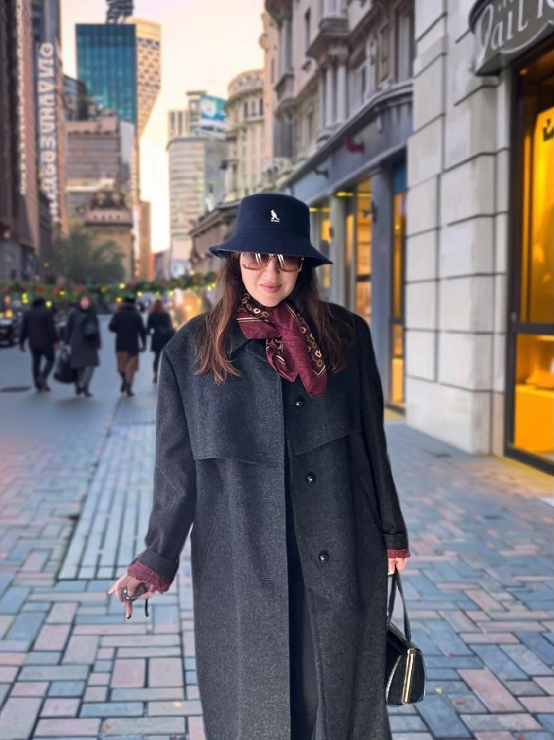 90s Vintage Minimalist Unisex Grey Maxi Wool Coat | Frugal Chic Style Outerwear | Size 56, foto 2 de 5