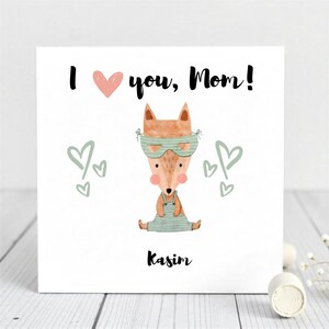 Cartão "Eu te amo, mãe" - Design fofo de raposa com corações - Cartão de Dia das Mães para crianças - Cartão personalizado para mães.