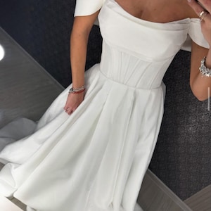 コルセットAラインウェディングドレス：フェアリーボヘミアンオフショルダー