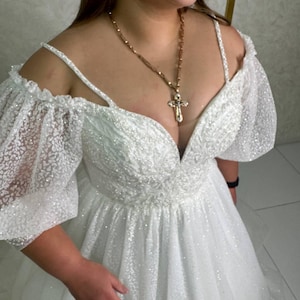 Plus Size Glitter Tulle Wedding Dress: Lace Appliqué Corset, Off-Shoulder Sleeves