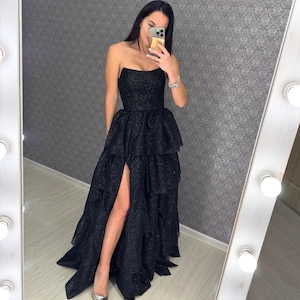 Black Glitter Evening Gown: Corset Lace-Up Back, Built-In Cups